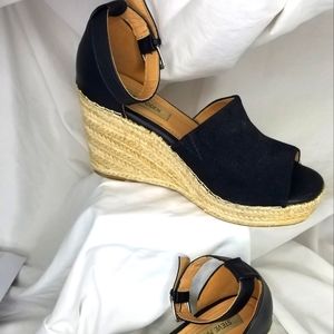STEVE MADDEN WEDGES